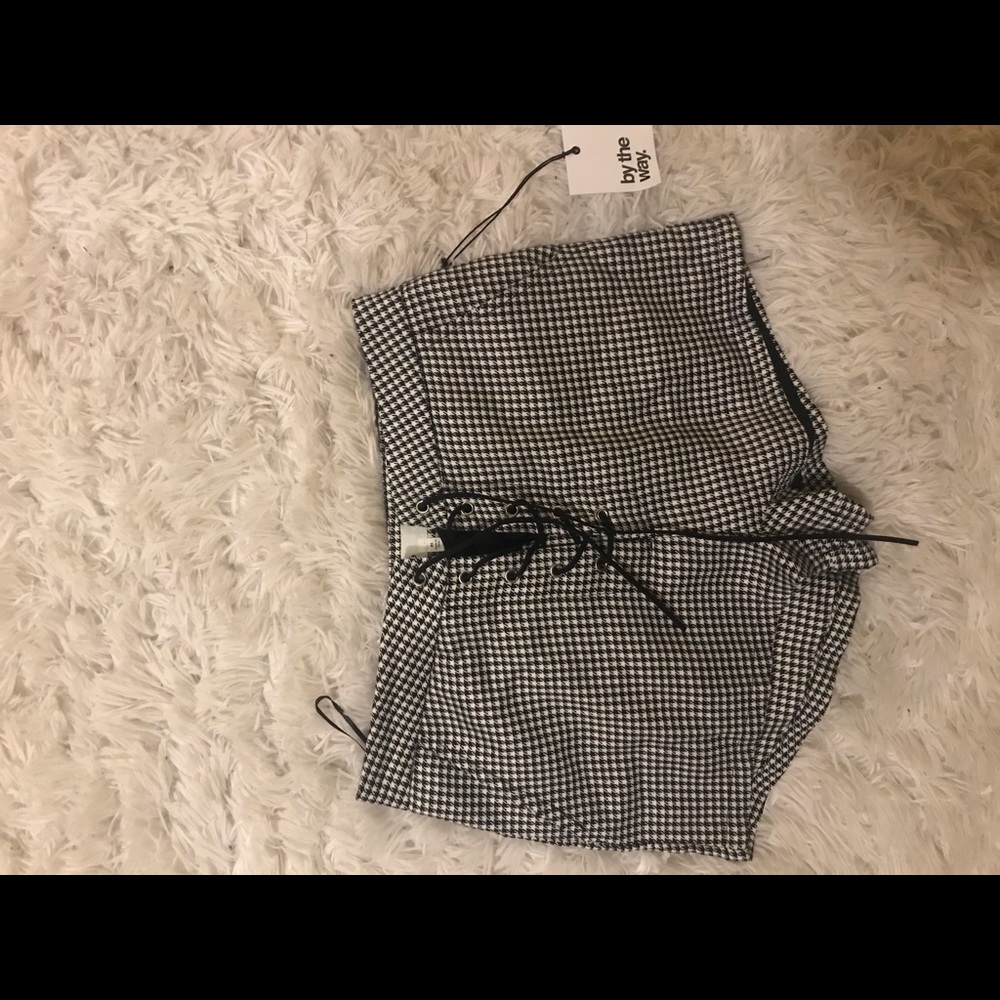 Checkered lace up shorts